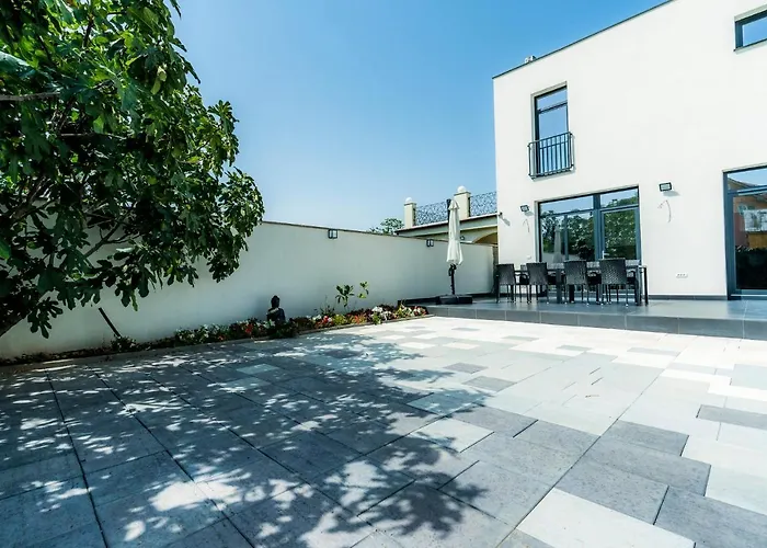 Catharsis House - Self Check In And Self CheckoutPensiune